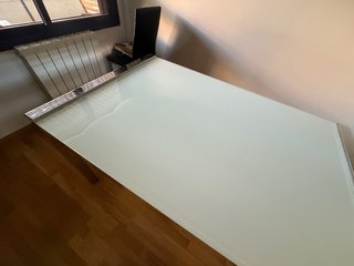 Mesa Comedor Cristal y Metal