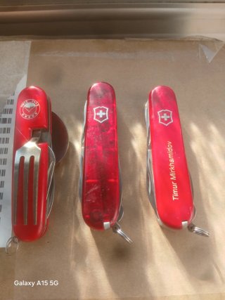 Set 3 Navajas Victorinox Roja