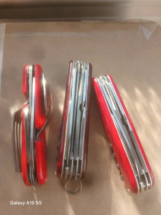 Set 3 Navajas Victorinox Roja