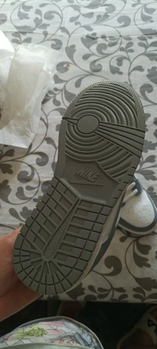 Zapatillas Nike Unisex Negras y Blancas 2 x 45