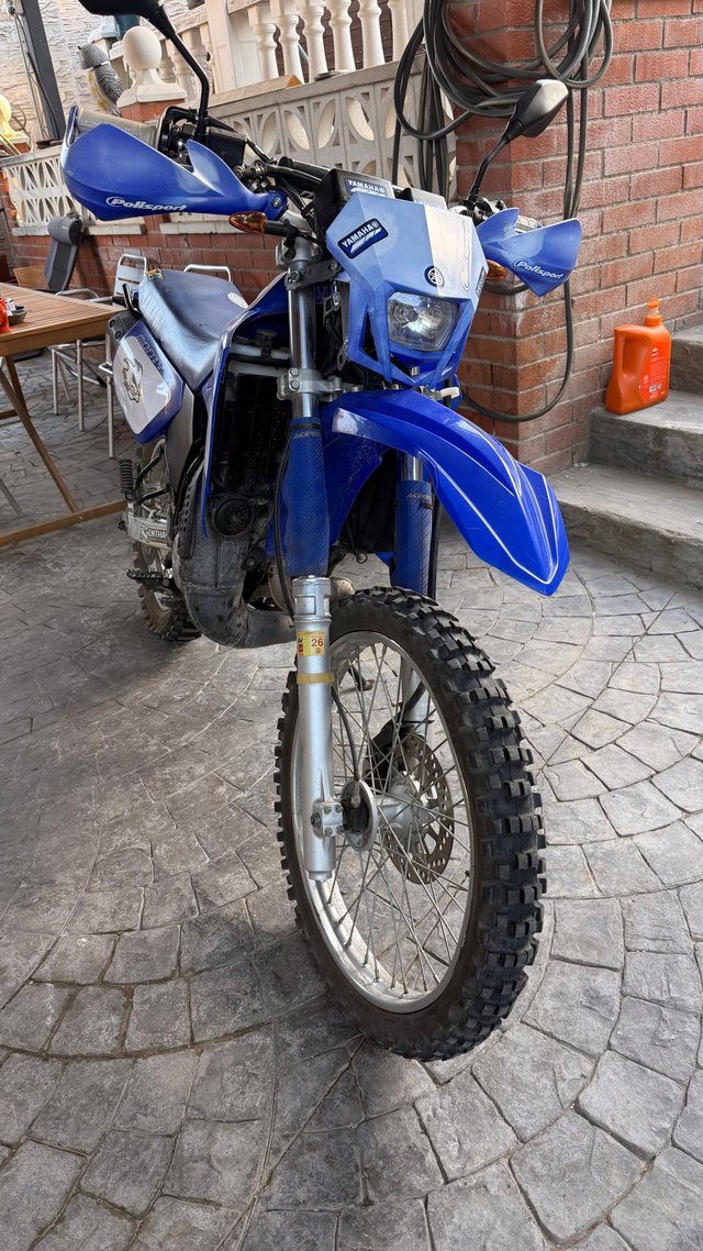 Yamaha DT125R 2003 Enduro Moto
