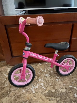 Bicicleta sin pedales Chicco Rosa