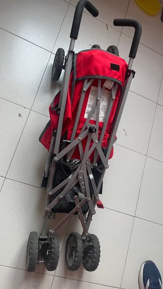 Silla de paseo Chicco roja