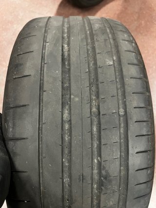 Neumáticos Yokohama Advan Sport