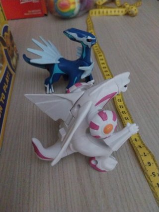 Pokemon giocattolo collezione Palkia Dialga