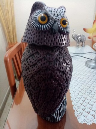 Búho decorativo anti-palomas