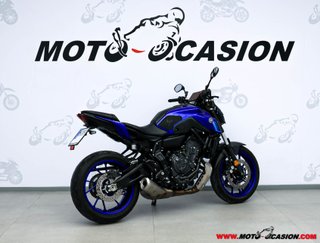 YAMAHA MT-07 ¿A2?
