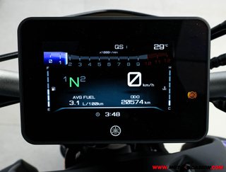 YAMAHA MT-07 ¿A2?