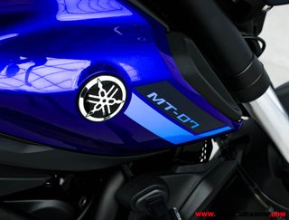 YAMAHA MT-07 ¿A2?