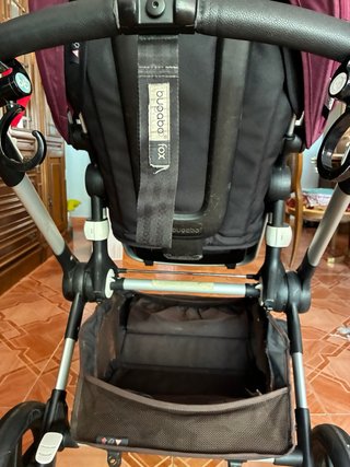Carro Bugaboo Fox con capazo y dos capotas