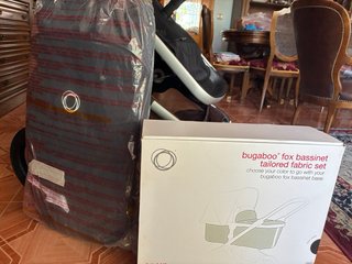 Carro Bugaboo Fox con capazo y dos capotas