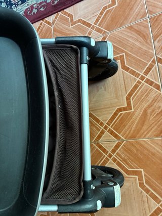Carro Bugaboo Fox con capazo y dos capotas