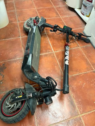 Patinete Eléctrico con Cargador
