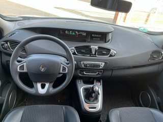Renault Grand Scenic 2012