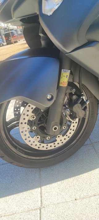 Suzuki Burgman 650 Executive Negra