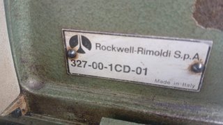Máquina Overlock Rockwell-Rimoldi 3 hilos