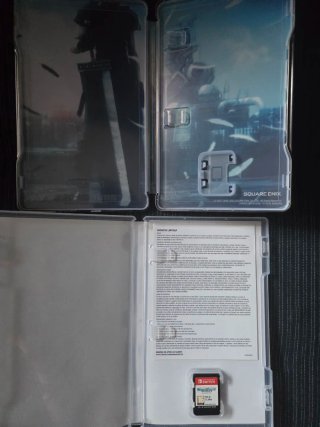 Crisis Core: Final Fantasy VII Reunion + Steelbook