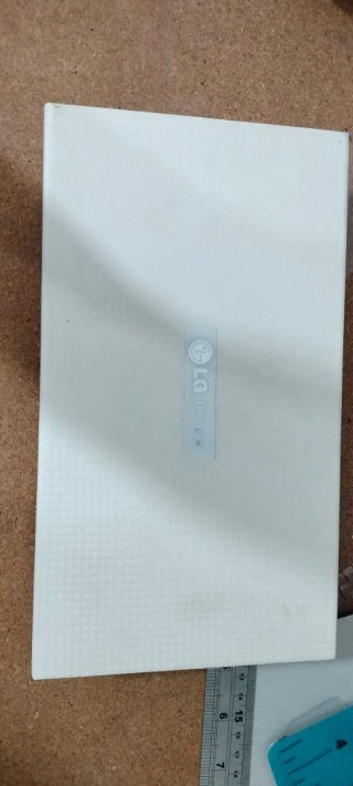 Teléfono LG Blanco