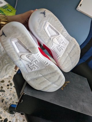 Scarpe Nike Air Jordan Rosse e Bianche
