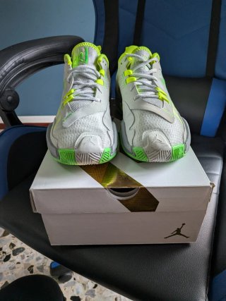 Scarpe Nike Jordan Grigie e Verdi