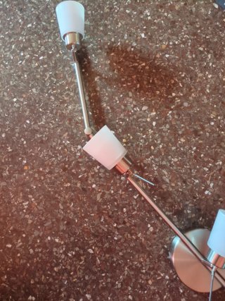 Lámpara de techo de metal y cristal