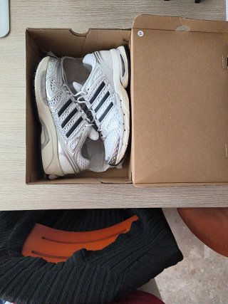 Zapatillas Adidas Adistar Control 5 Talla 41 1/3