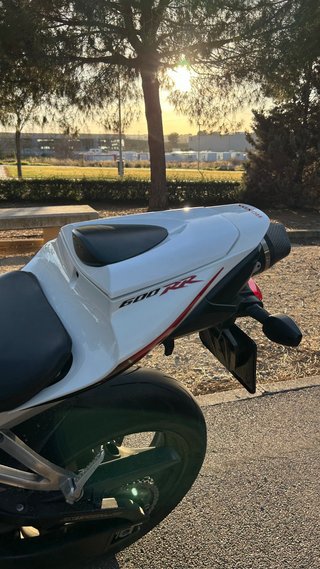 Honda CBR 600 RR 2008 Roja y Blanca