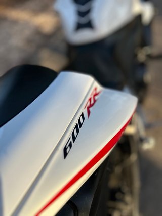 Honda CBR 600 RR 2008 Roja y Blanca