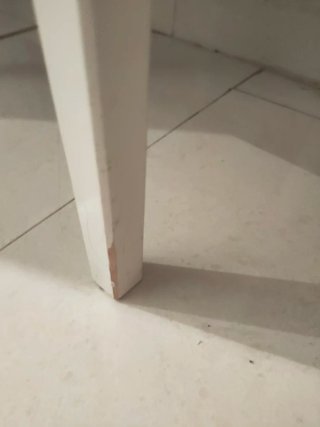 Comodino bianco Ikea