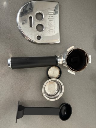 Cafetera DeLonghi Dedica Style Blanca