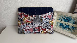 Funda acolchada iPad/Tablet 11” Manga