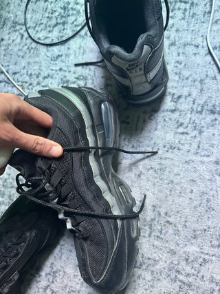 Nike Air Max 95 Negro/Plata Originales
