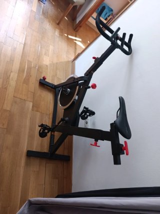 Bicicleta Estática Negra