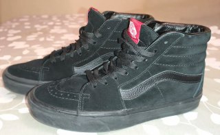 Vans SK8-Hi negras como NUEVAS, con caja original.