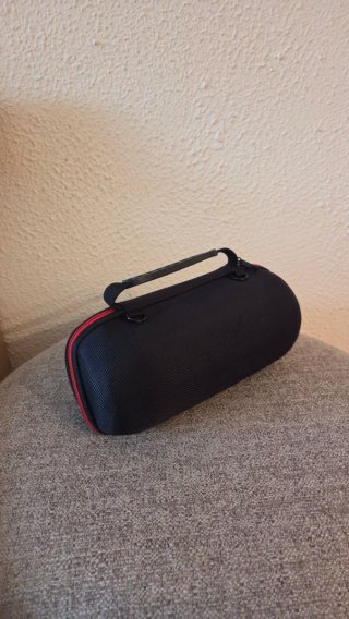 Altavoz JBL Charge 5 Negro nuevo, con funda
