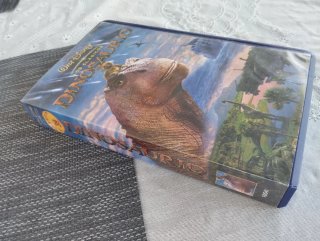 VHS Dinosaurio (Español)