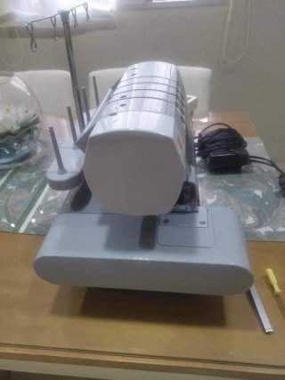Remalladora Singer Heavy Duty