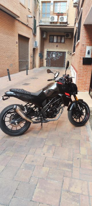 Peugeot PM-01 125cc Negra ¡4.000km!