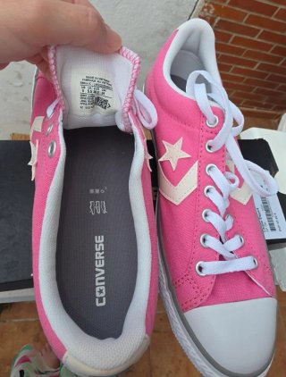 Converse Rosadas Talla 38.5
