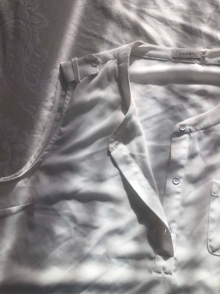 Blusa negra lunares,top blanco y