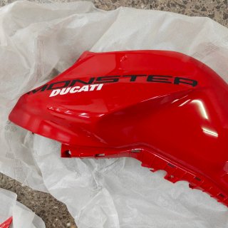 Carenado Ducati Monster 937 2021 Originales