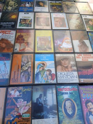 Lote 75 Casetes Música Variada