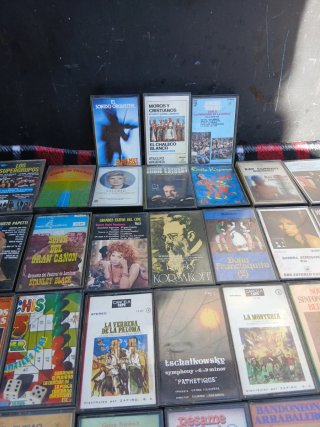 Lote 75 Casetes Música Variada