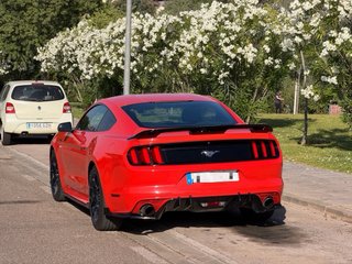 Ford Mustang ACEPTO COCHE