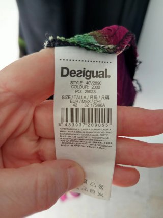 Vestido largo negro con lentejuelas