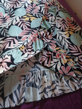 Falda larga estampada tropical y forro