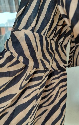 Vestido estampado cebra