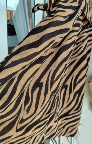 Vestido estampado cebra