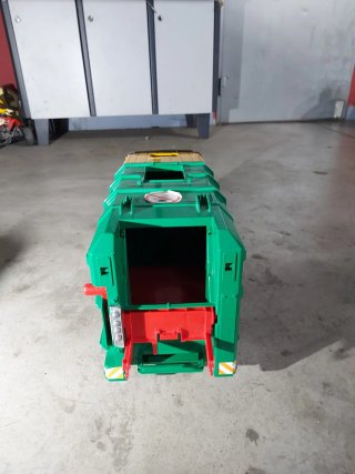 Camión de basura Bruder Man reciclaje