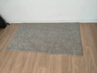 Alfombra IKEA gris